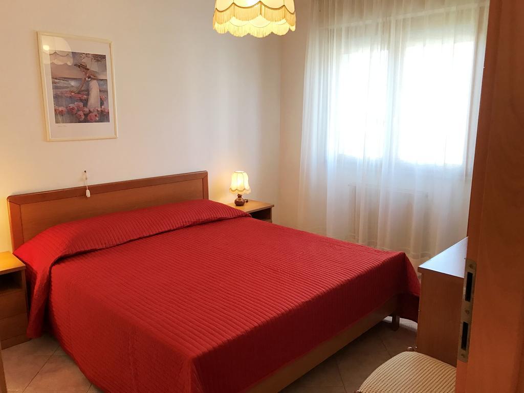 Villa Daniela Apartment Grado Exteriör bild